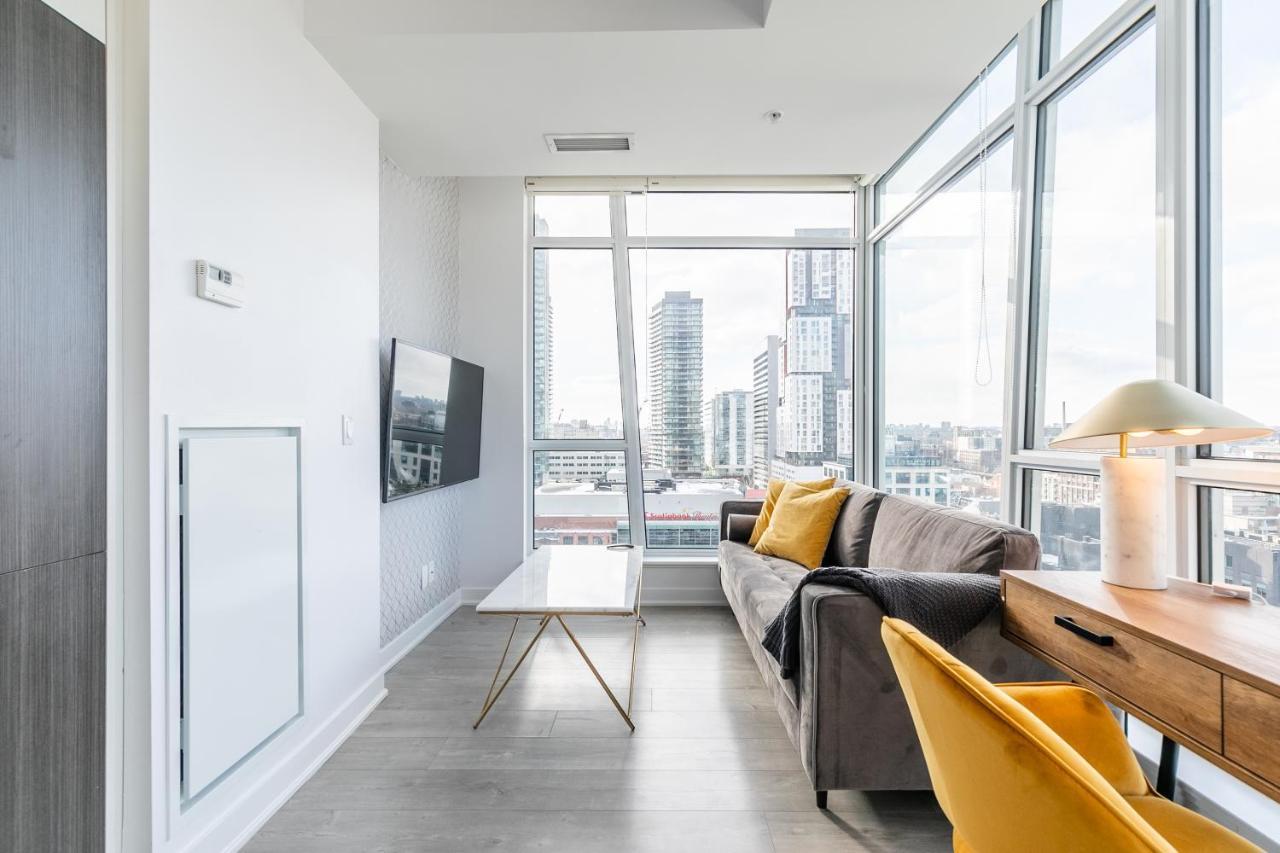 Luxury 2 Bedroom In The Heart Of Entertainment District - City Skyline View & Balcony Toronto Exteriér fotografie