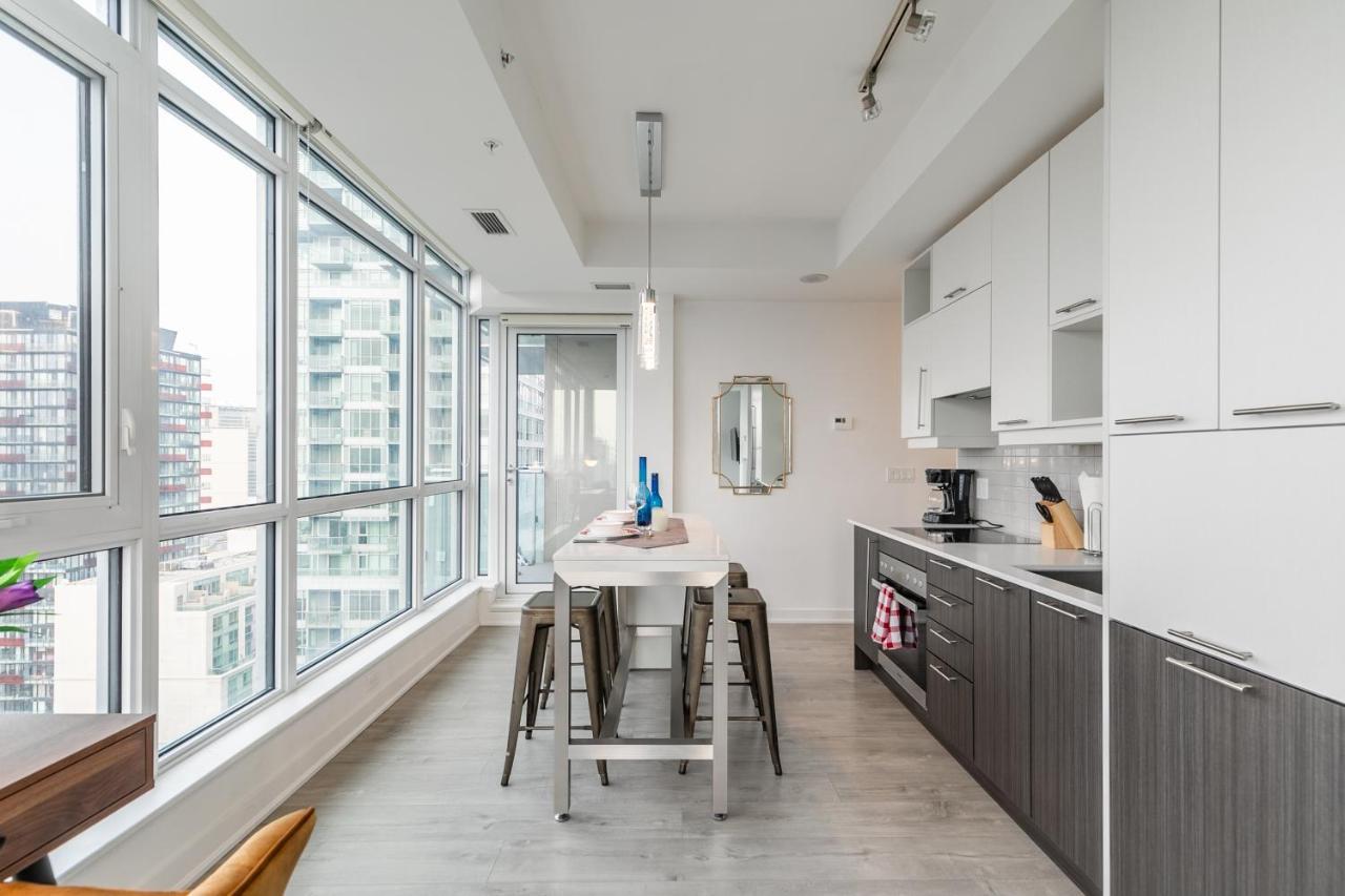 Luxury 2 Bedroom In The Heart Of Entertainment District - City Skyline View & Balcony Toronto Exteriér fotografie